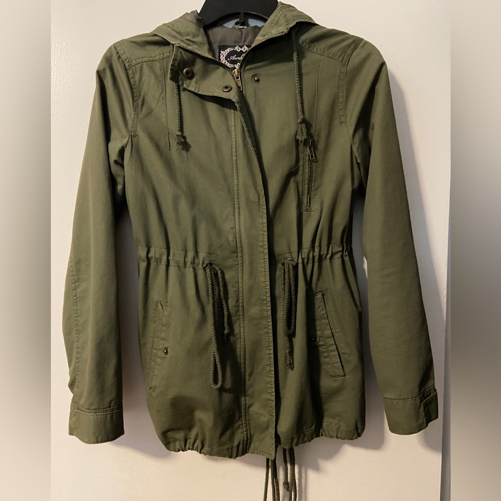 Ambiance lightweight jacket